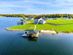 461 Rock Island (Private Pointe)