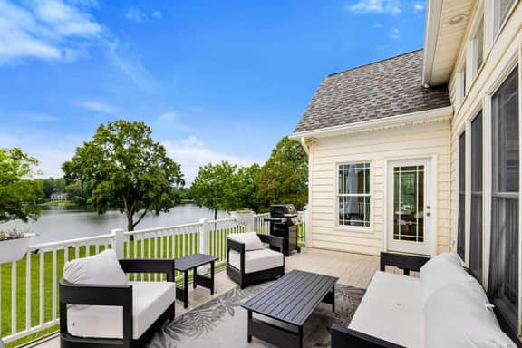 6504 Harbour Point (Lakefront Serenity)