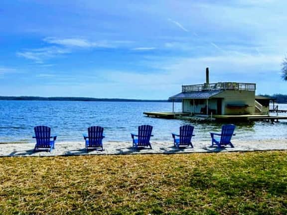 3017 Conways Trl (Lakeside Cottage)