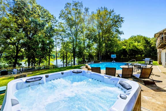 6600 Sunrise Bay (LesLee at Lake Anna)